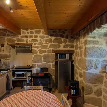 La Petite Maison En Pierres Dom wakacyjny Mariac
